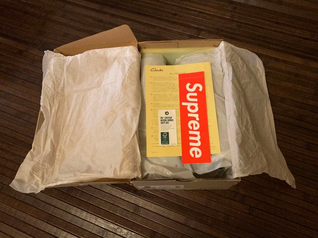 23ss week12 Supreme × Clarks wallabee