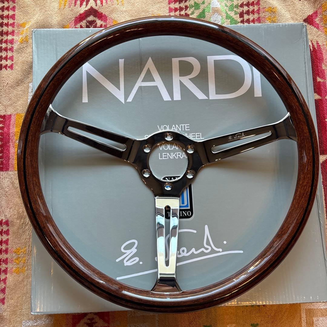 たぬきさん専用！ナルディステアリング！ステアリングボス、GMホーンボタン付