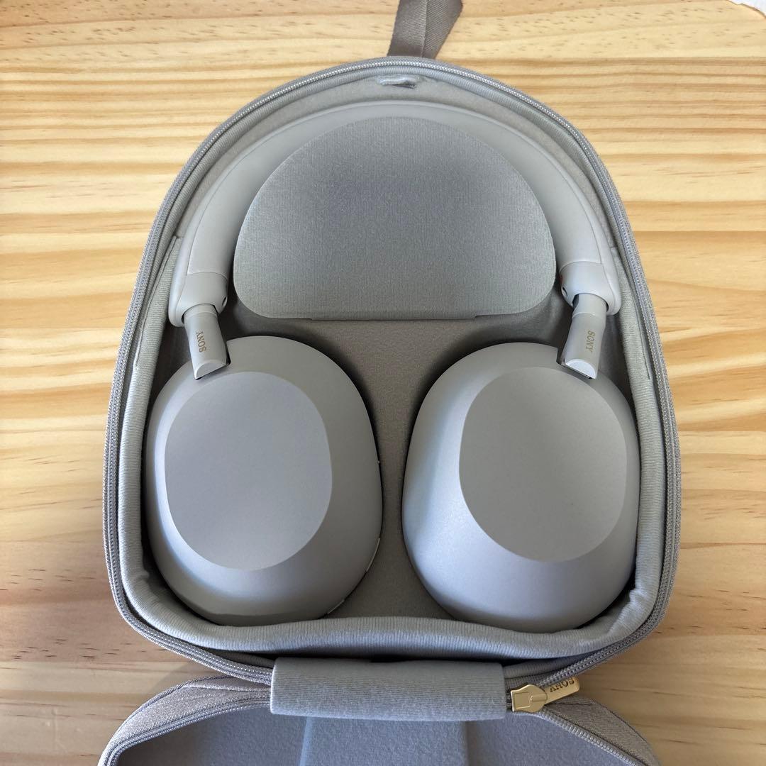 ソニー WH-1000XM5 プラチナシルバー