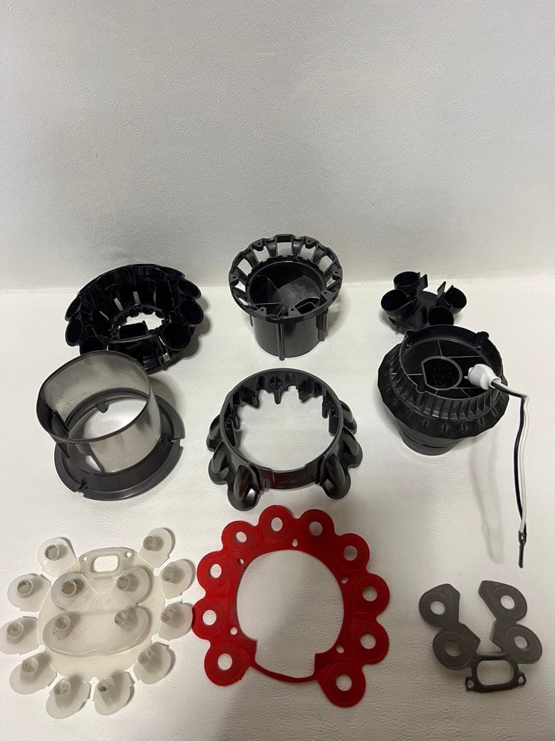 【動作品＆バッテリー劣化無し】ダイソン掃除機 dyson sv12 V10 F0