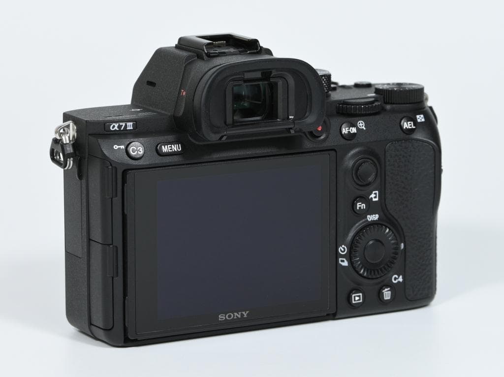 【美品】 ソニー α7 III ILCE-7M3 ボディ 《ショット数2024》