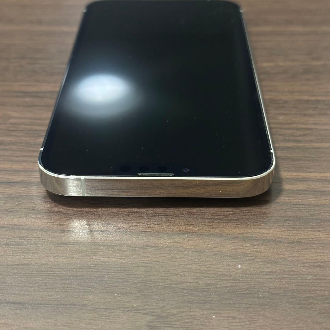 Apple iPhone 13 Pro Max シルバー 本体