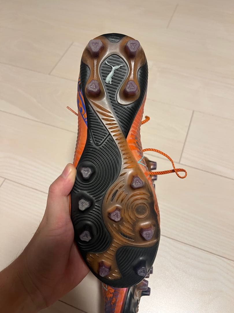 プーマ　フューチャー　アルティメットAG