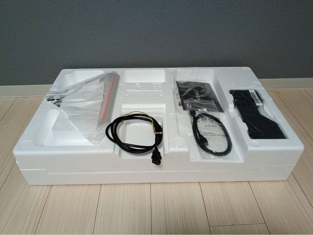 【美品】BenQ MOBIUZ ゲーミングモニター EX2710T 値下げ