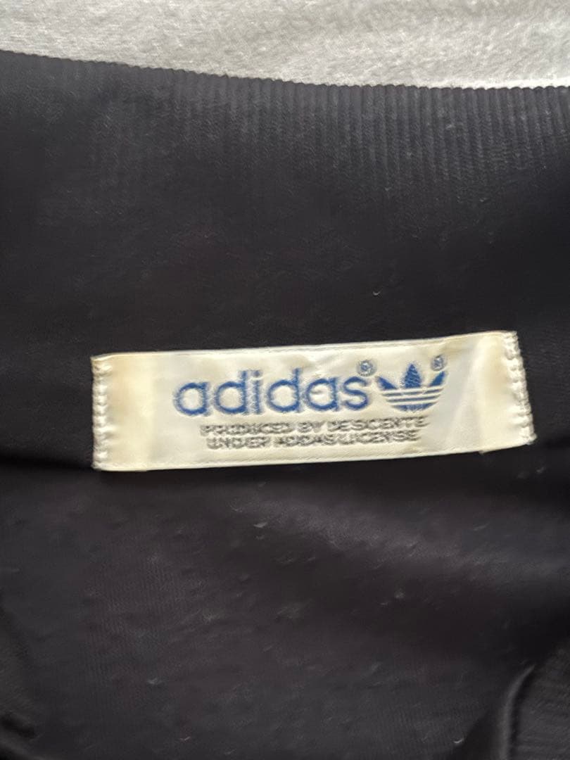 adidas ブラック オレンジ ジャージジャケット