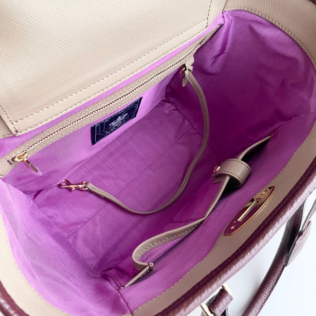 ADMJ エーディーエムジェー ベラトート ハンドバッグ ターンロック ほぼ新品