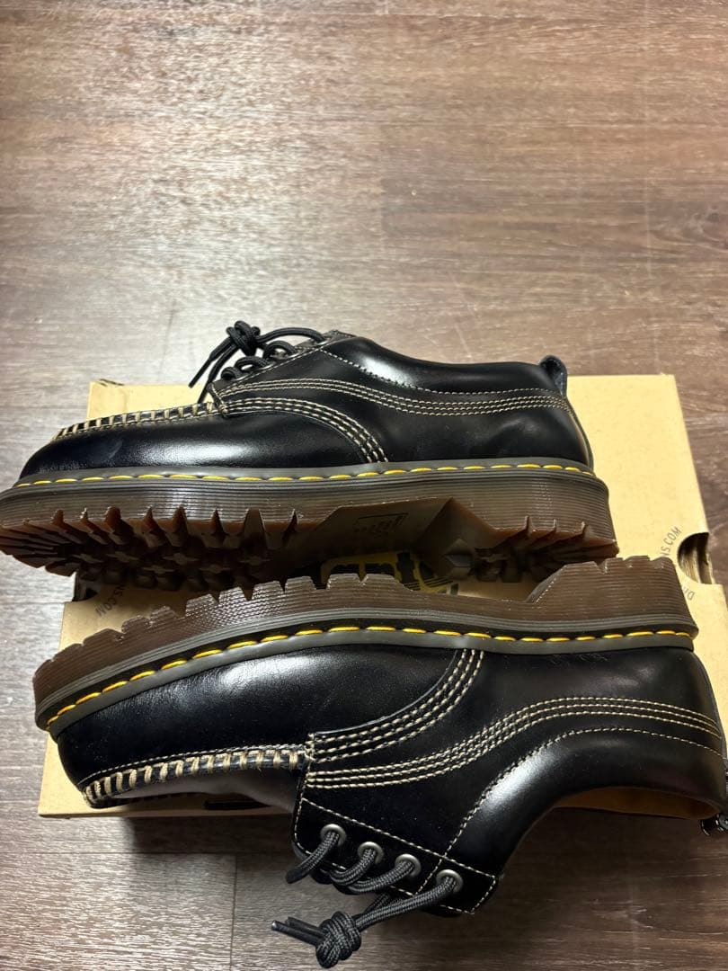 【ほぼ新品】Dr. Martens 黒 ローファー　uk8 27㌢