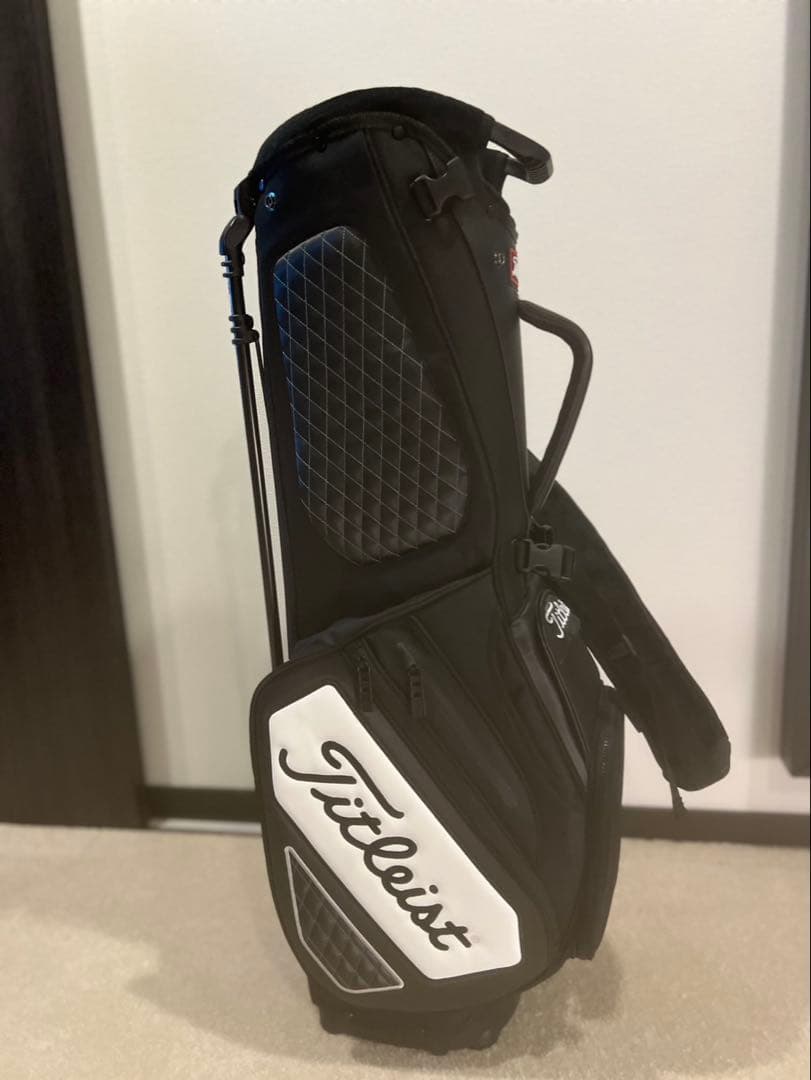 Titleist キャディバッグ スタンド付き ブラック/ホワイト