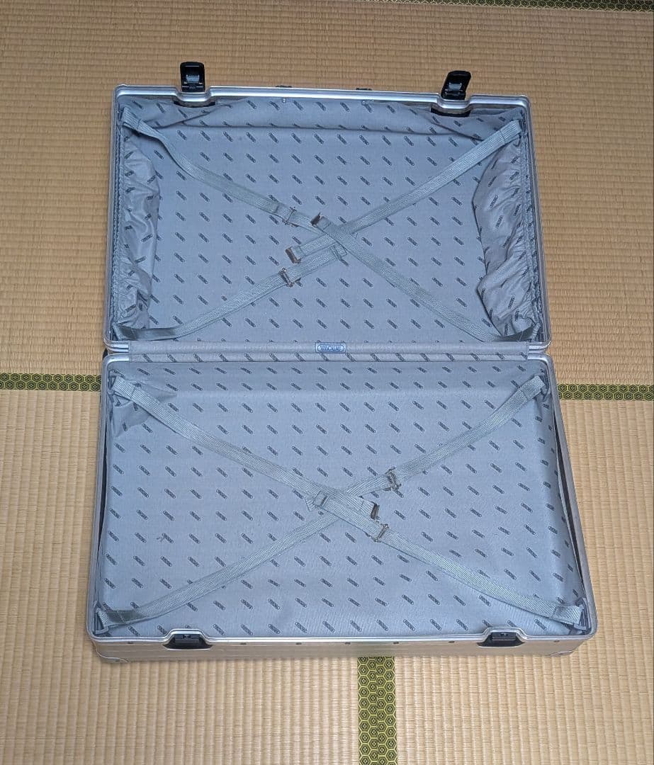 美品！RIMOWA アルミ製 キャリートランク 2輪 変形プルタブハンドルタイプ