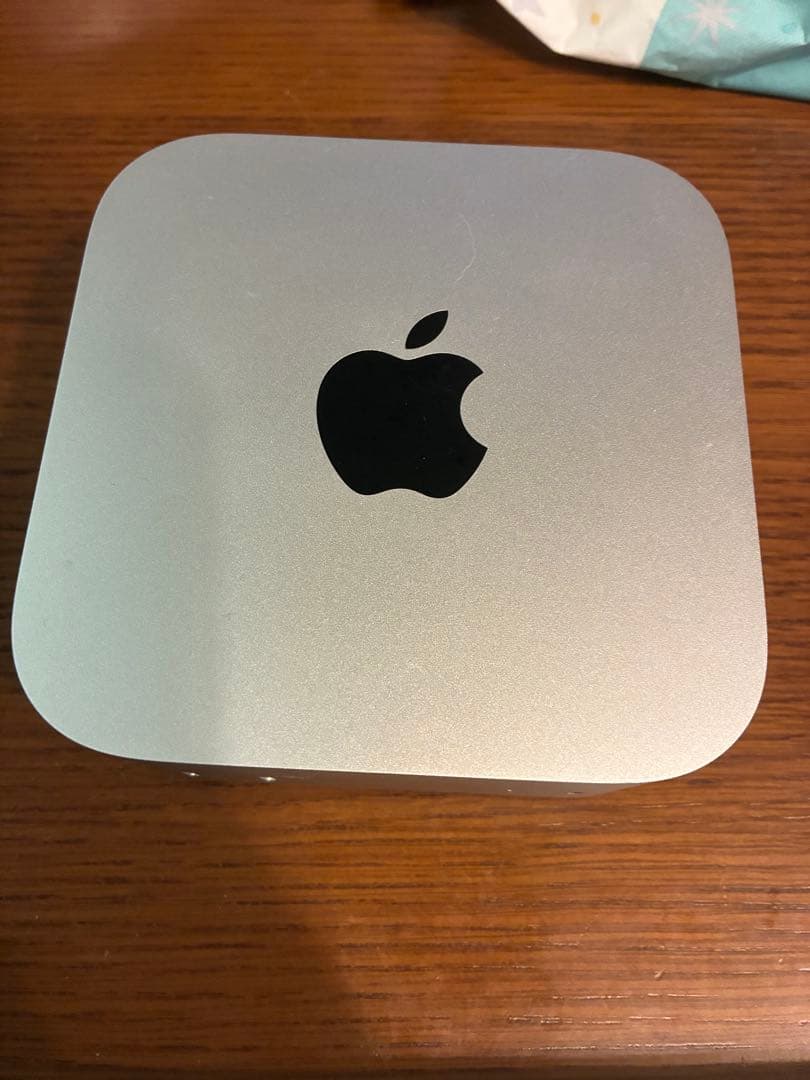 Mac mini M4 16GB 256GBとキーボード、トラックパッドセット