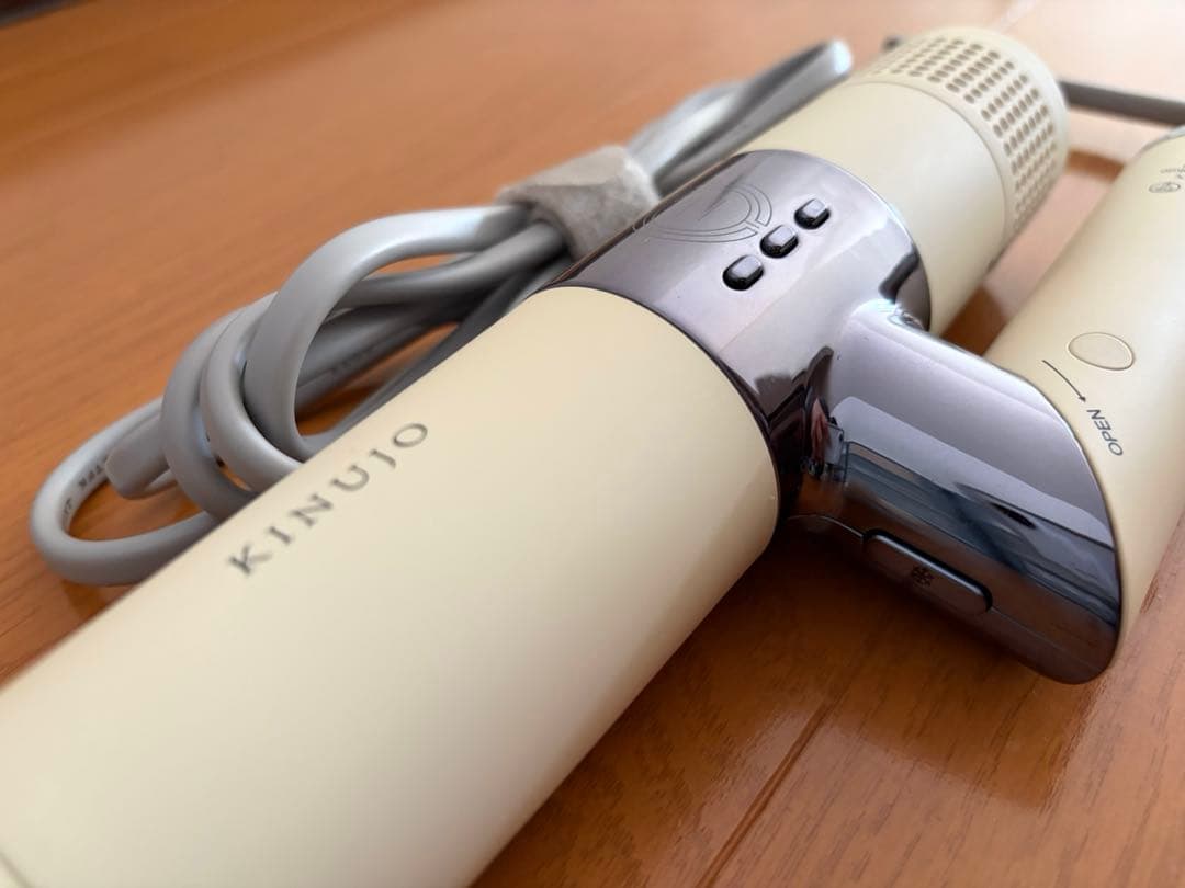 KINUJO ヘアドライヤー ホワイト　KH201