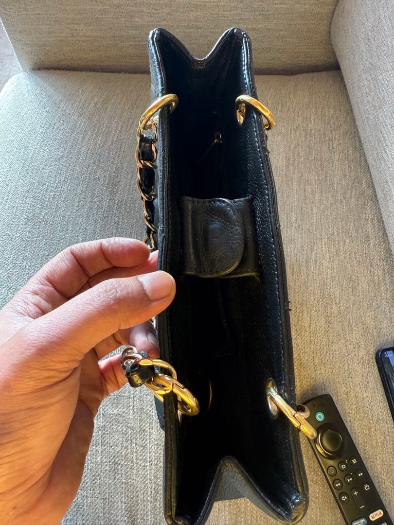 CHANEL シャネル デカ ココマーク キャビアスキン チェーン