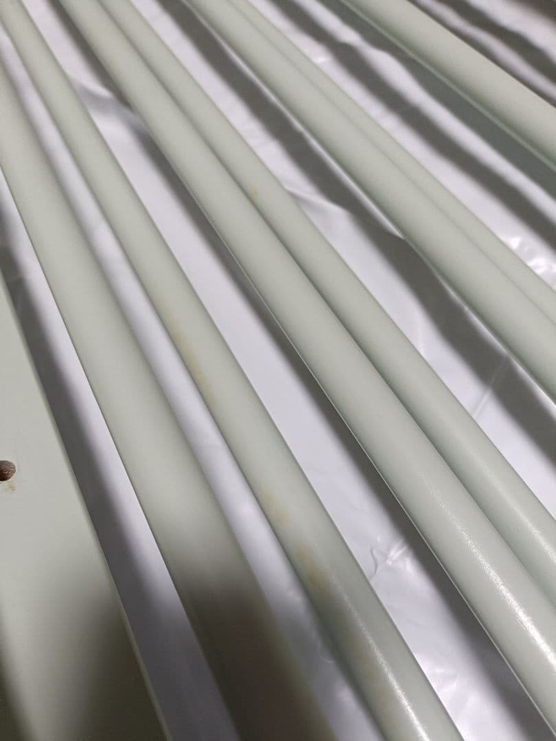 中古・良品　STOKKE ベビーベッド V2　ミントグリーン　おまけ付き