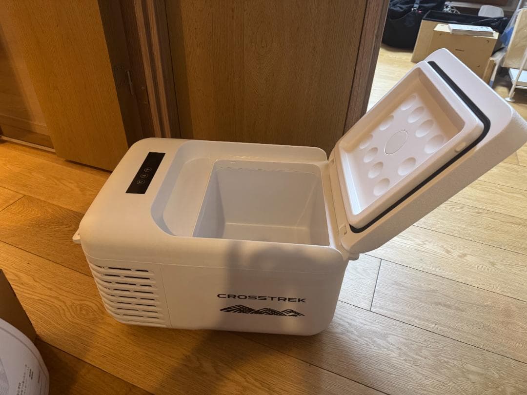 SUBARUxLOGOSポータブル冷蔵・冷温庫（非売品・未使用）