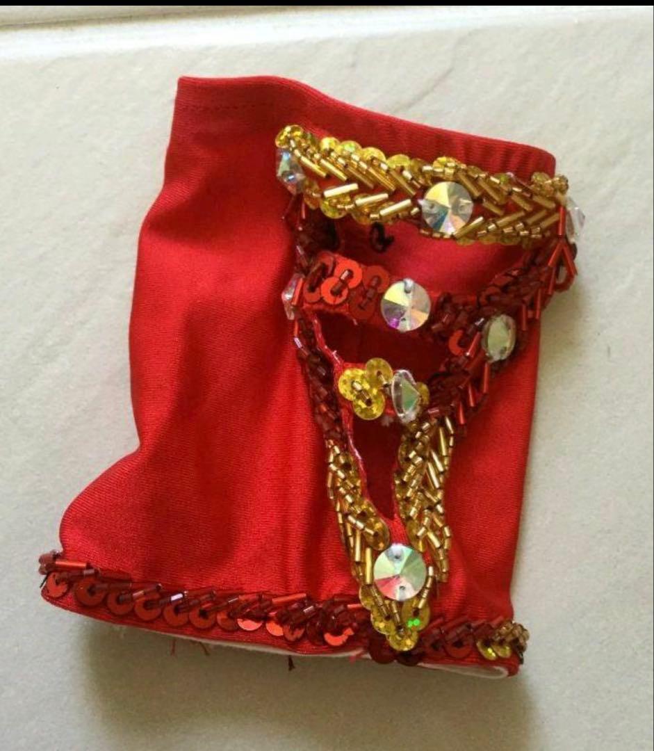 赤　ベリーダンス衣装　　レジェンド衣装　　アームアクセサリーつき