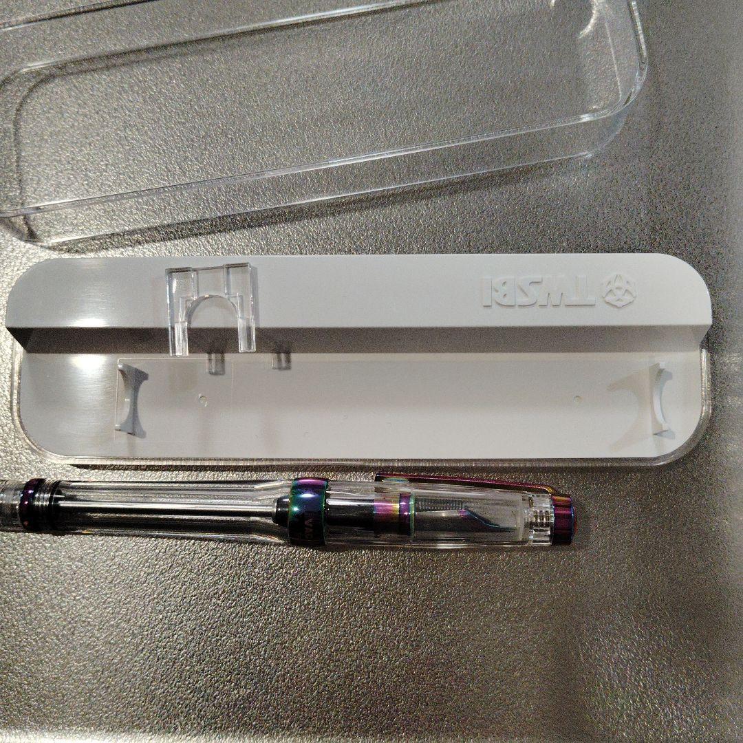 ツイスビー　アイリス　VAC Fニブ