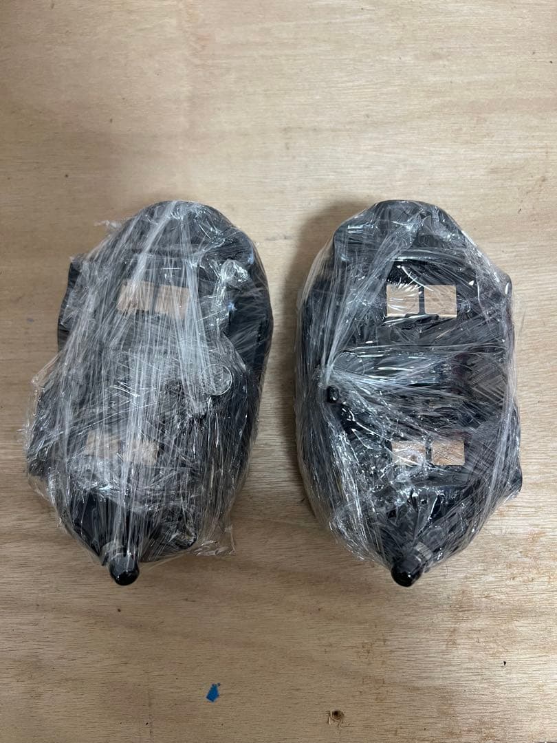 z900RS フロントキャリパー左右