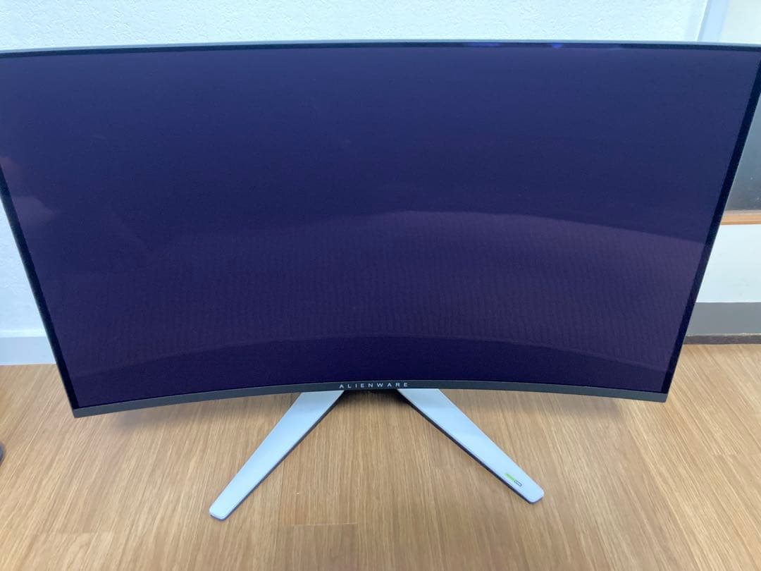 ALIENWARE 32 4K ゲーミングモニター AW3225QF