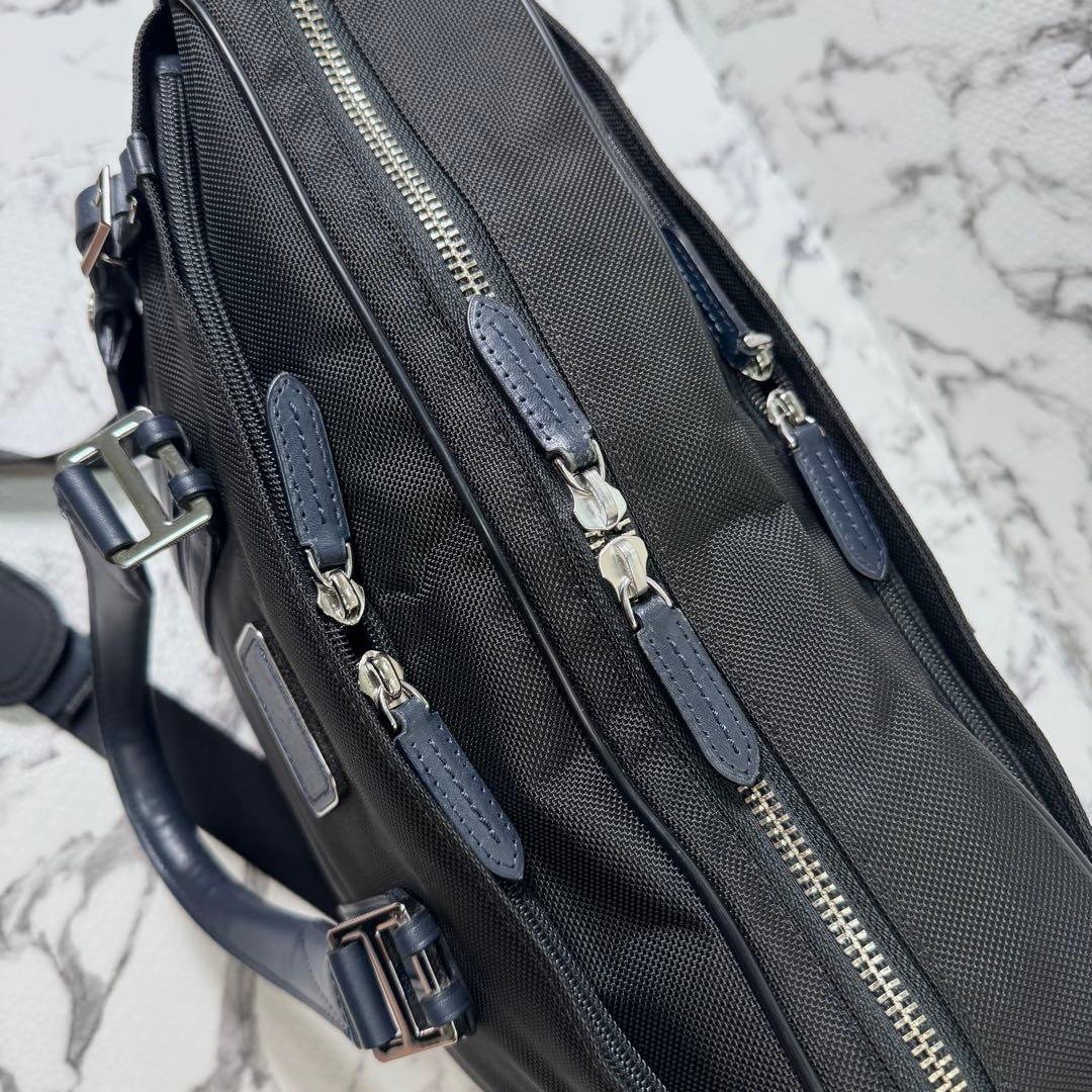 トゥミ　JARVIS ラップトップ ブリーフケース　ビジネスバッグ　2way