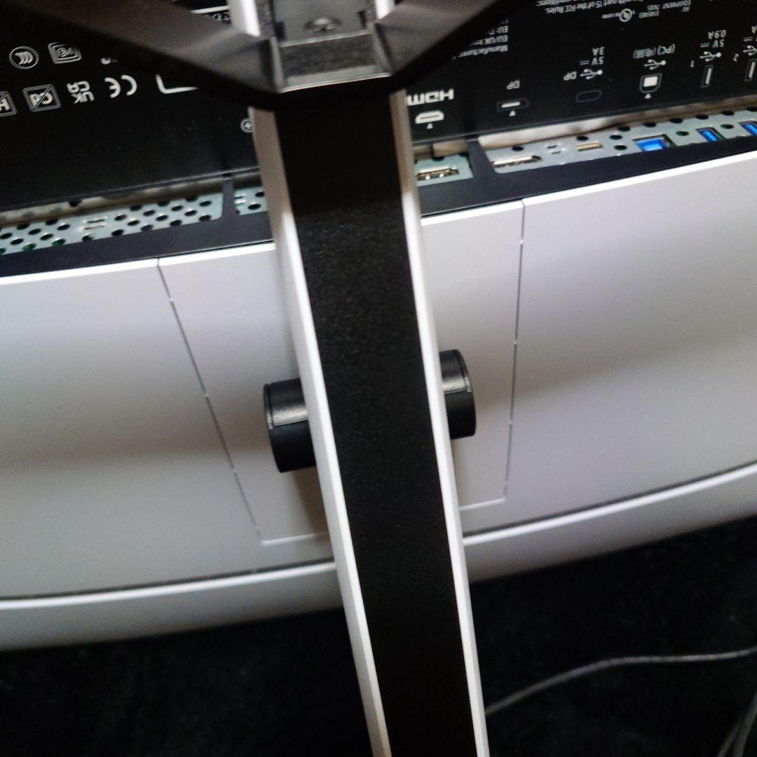 SONY　inzone M9