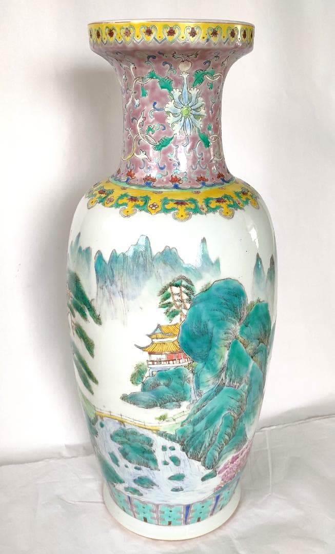 置物 色絵 大清乾隆年製 Ad-240