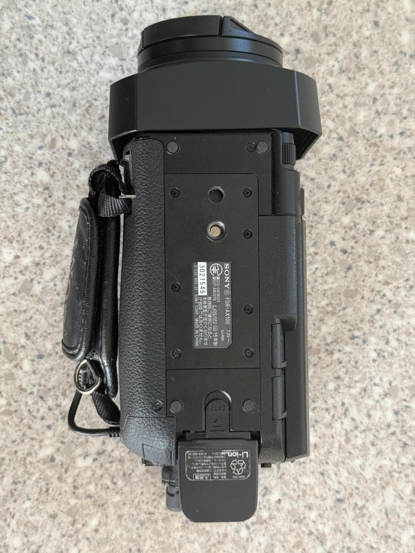 【完動品】SONY FDR-AX100（本体＋付属品＋レンズ）