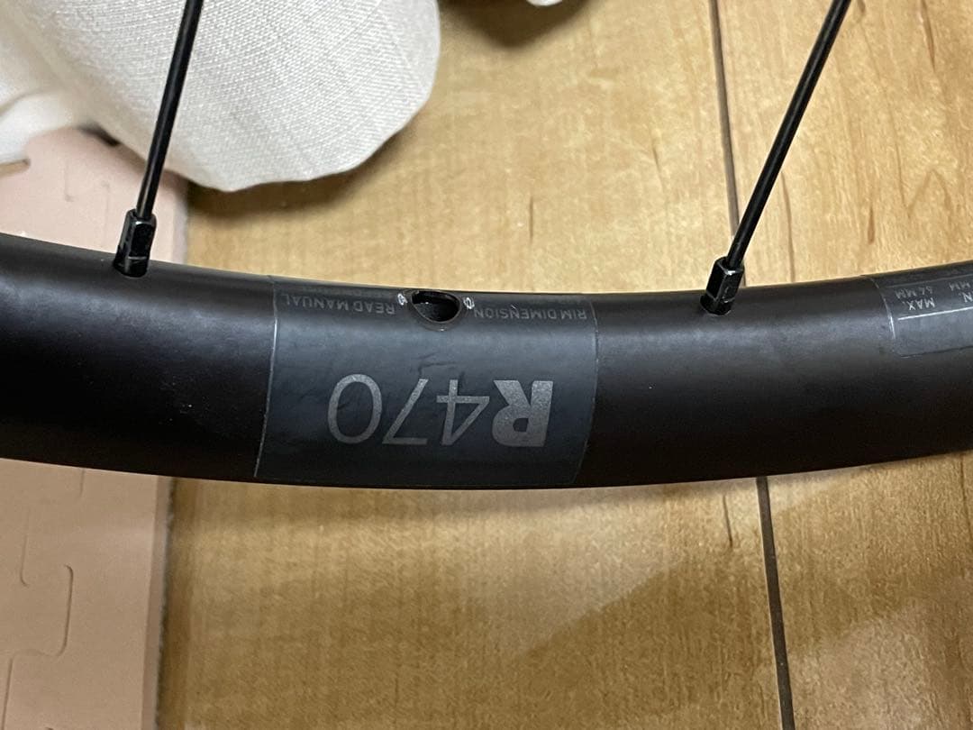 DT SWISS R470 Discフルシールドベアリングハブ　シマノ11/12