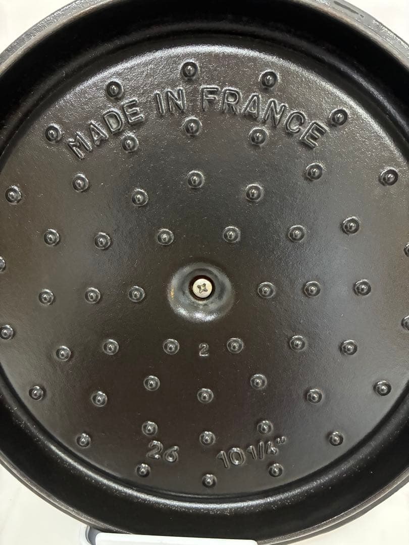 STAUB　ストウブ　両手鍋 レッド 約26cm