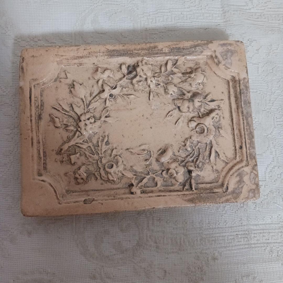 花模様 タイル