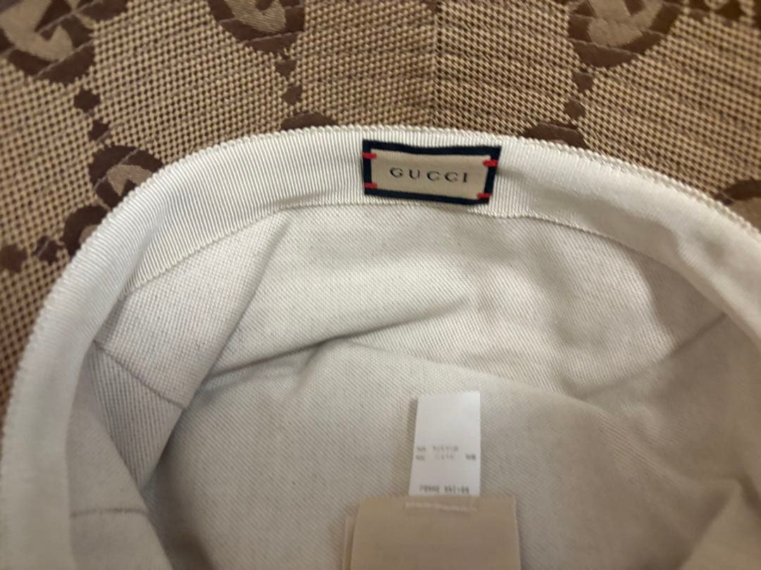 GUCCI バケットハット ベージュ GG