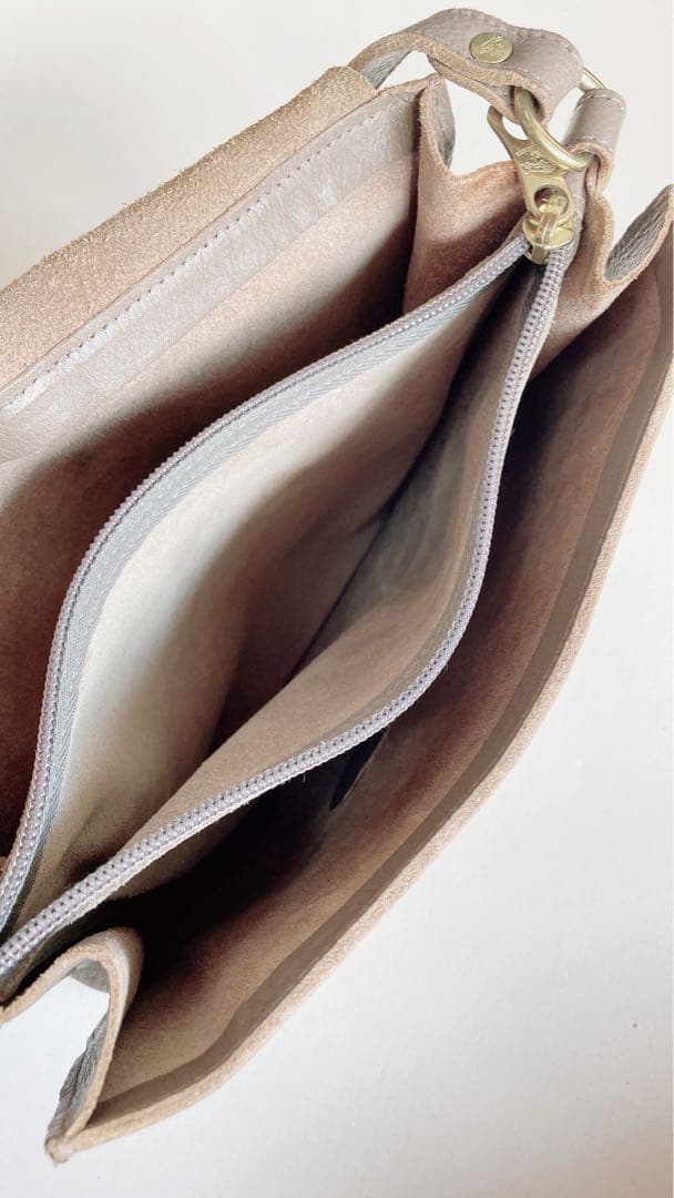 イルビゾンテ　ショルダーバッグ　スクエア