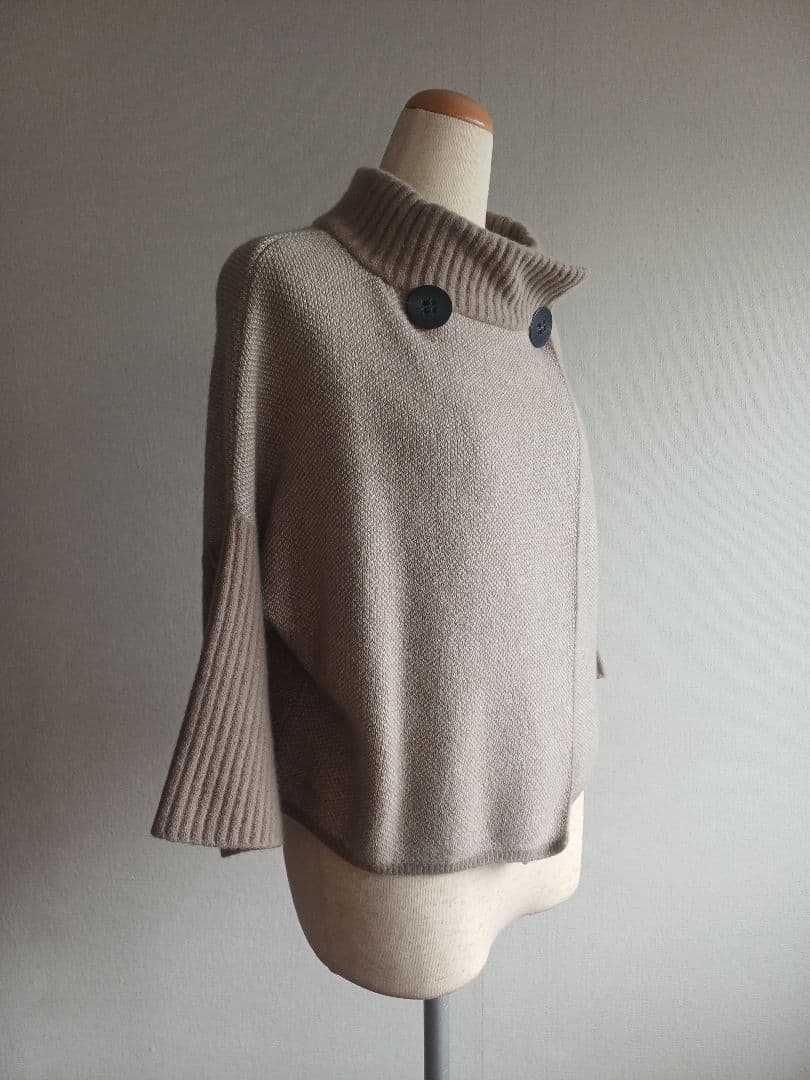 マックスマーラ Max Mara Studio ニットケープ・ポンチョ