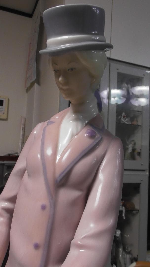 たか　REX　VALENCIA【白馬に乗る貴婦人】3　リアドロ 　Ｌ495