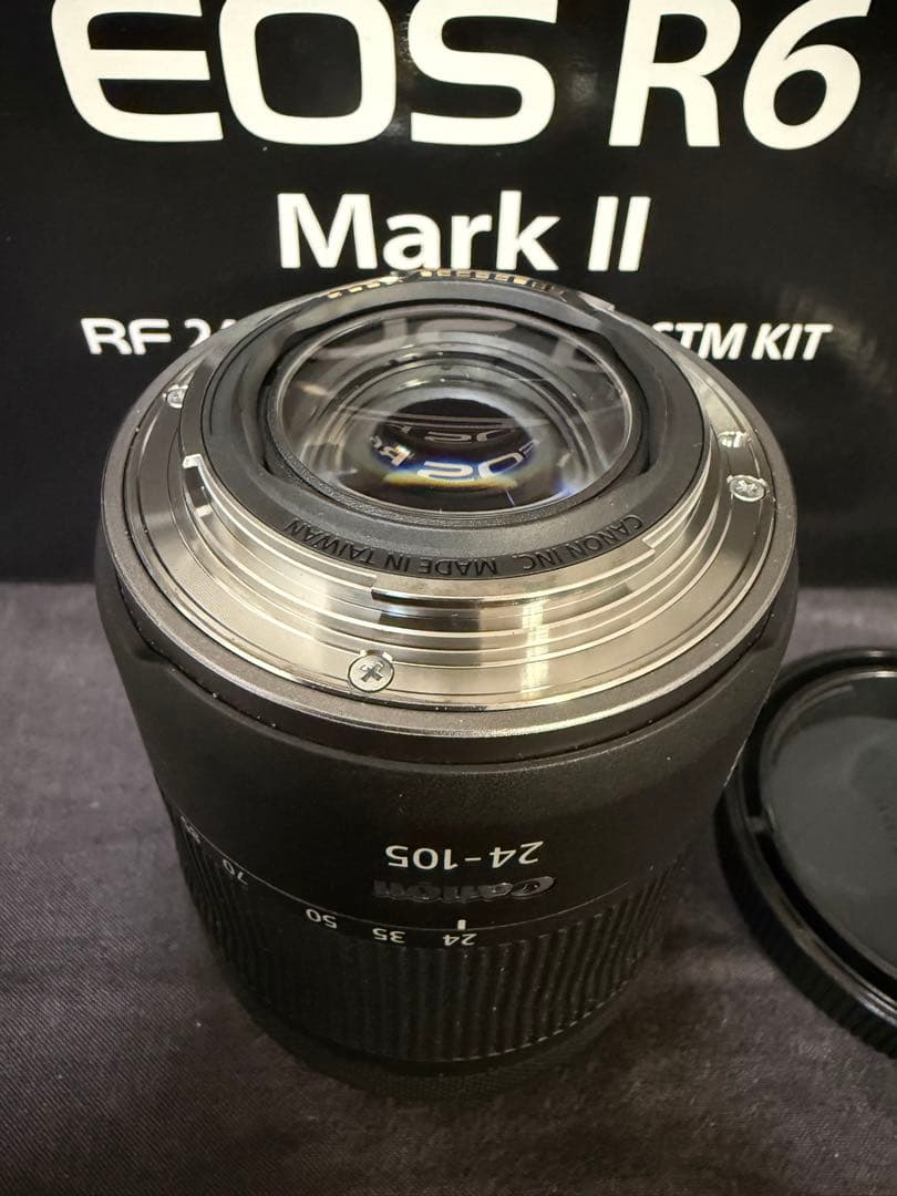 【美品】 EOS R6 Mark II レンズキット(保証書付き)