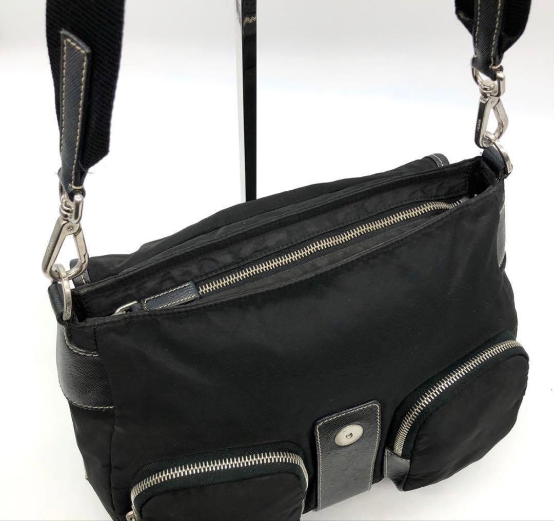 【極美品】 PRADA ショルダーバッグ 三角ロゴプレート ナイロン レザー