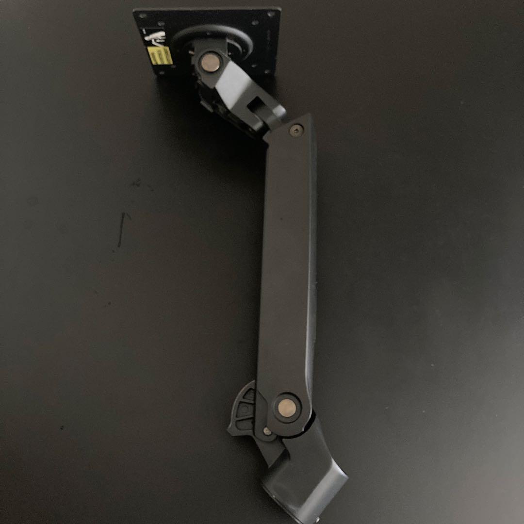 a*w様 エルゴトロン LX デスク モニターアーム