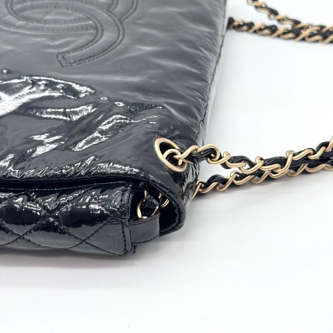 極美品 シャネル デカココ チェーン ショルダーバッグ フラップ エナメル 黒
