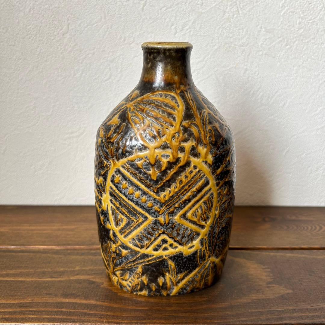 ロイヤルコペンハーゲン Baca（バッカ）黒と黄色の花瓶