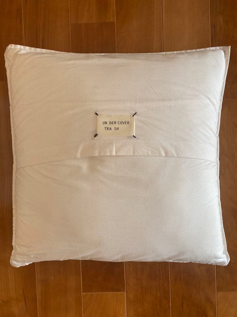 UNDERCOVER×TRASH ダブルネーム　スカル薔薇クッション