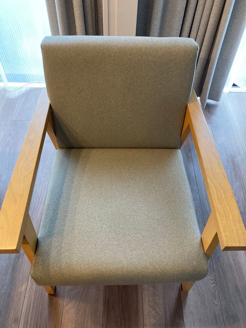 北欧木肘ソファ 1P グレー（取りに来てくださる方限定 東京都目黒区）