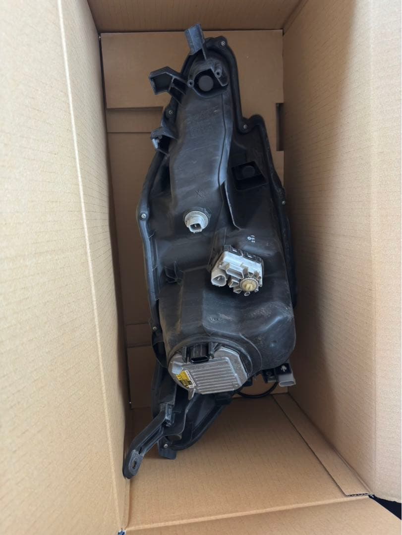 マークXライト左右