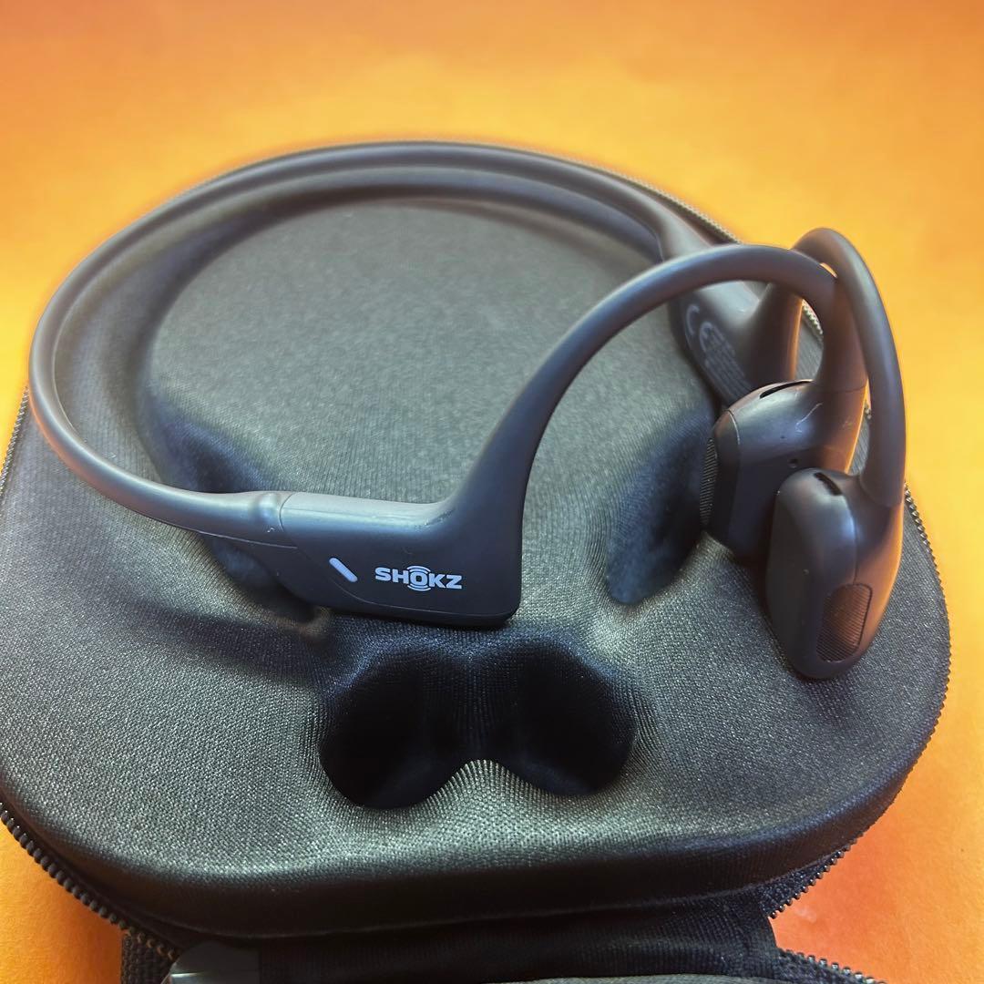 SHOKZ/骨伝導イヤホン/OPEN RUN PROs810　専用ケース付