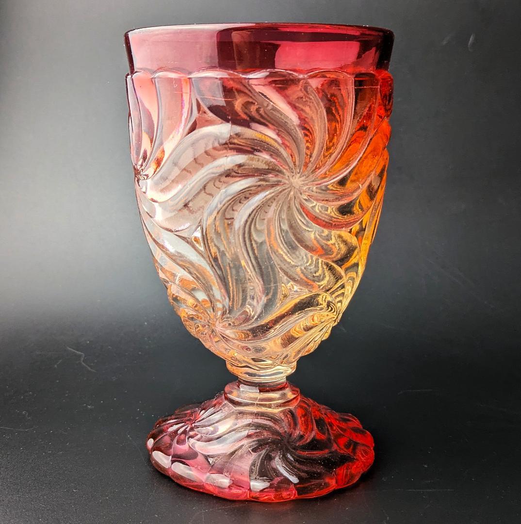 鮮烈な赤★オールドバカラ ローズ グラデーション アンティーク グラス