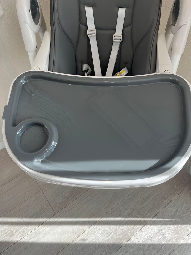 【美品】スモルビ　ハイ&ローのびのびベビーチェア