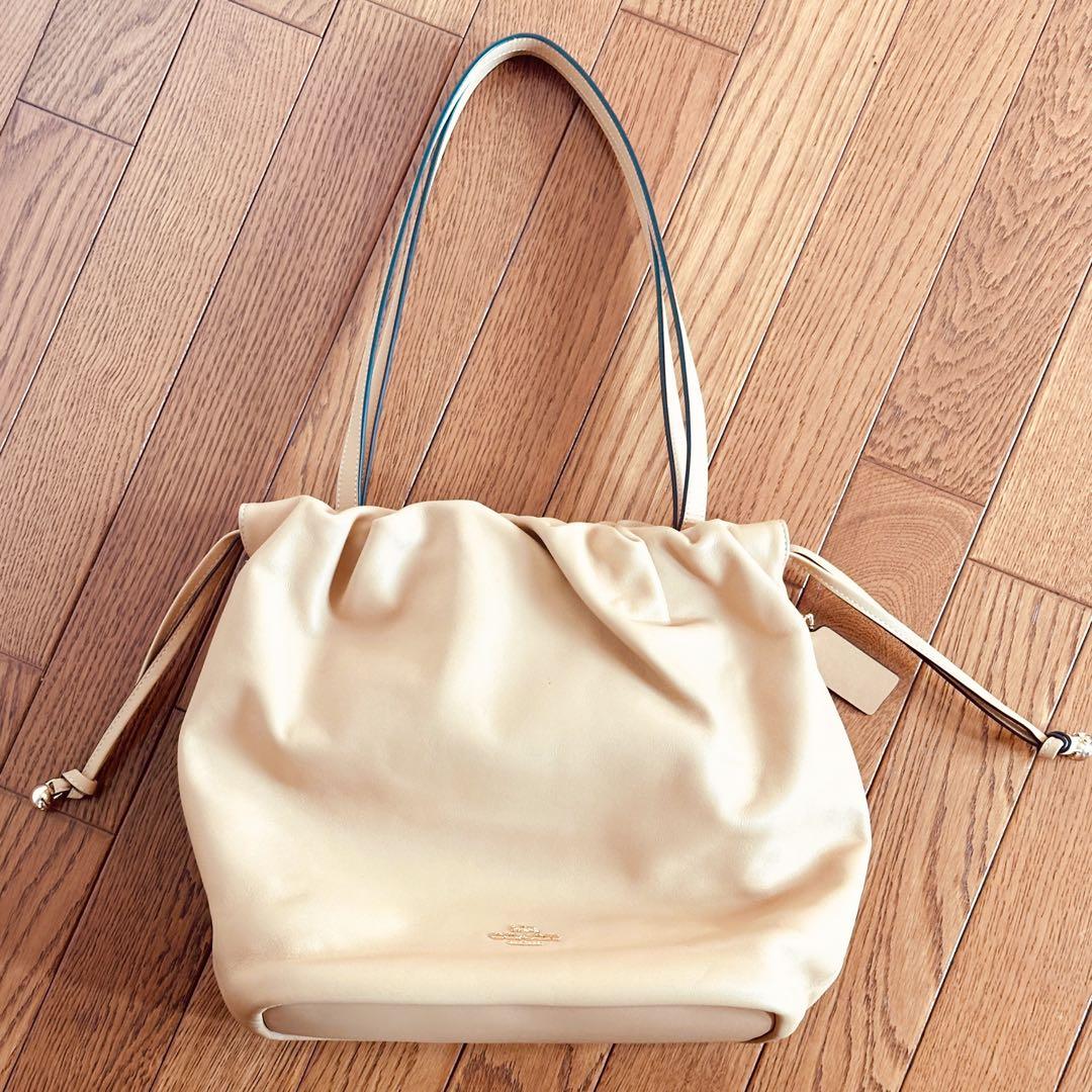ひ*ん様 COACH フェイ　ドローストリング　トートバッグ　カラー:タン