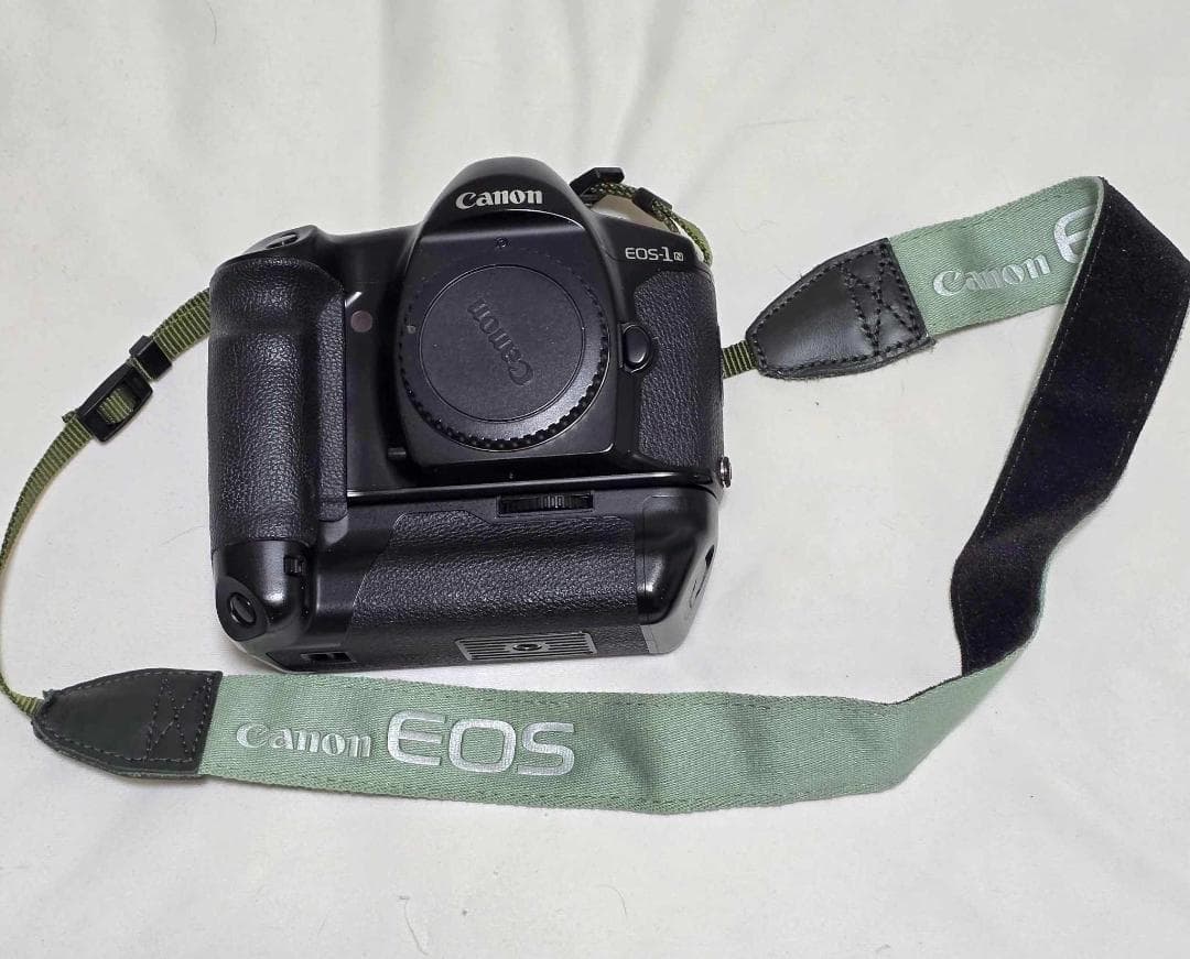 Canon EOS-1N フィルムカメラ 一眼レフカメラ超美品
