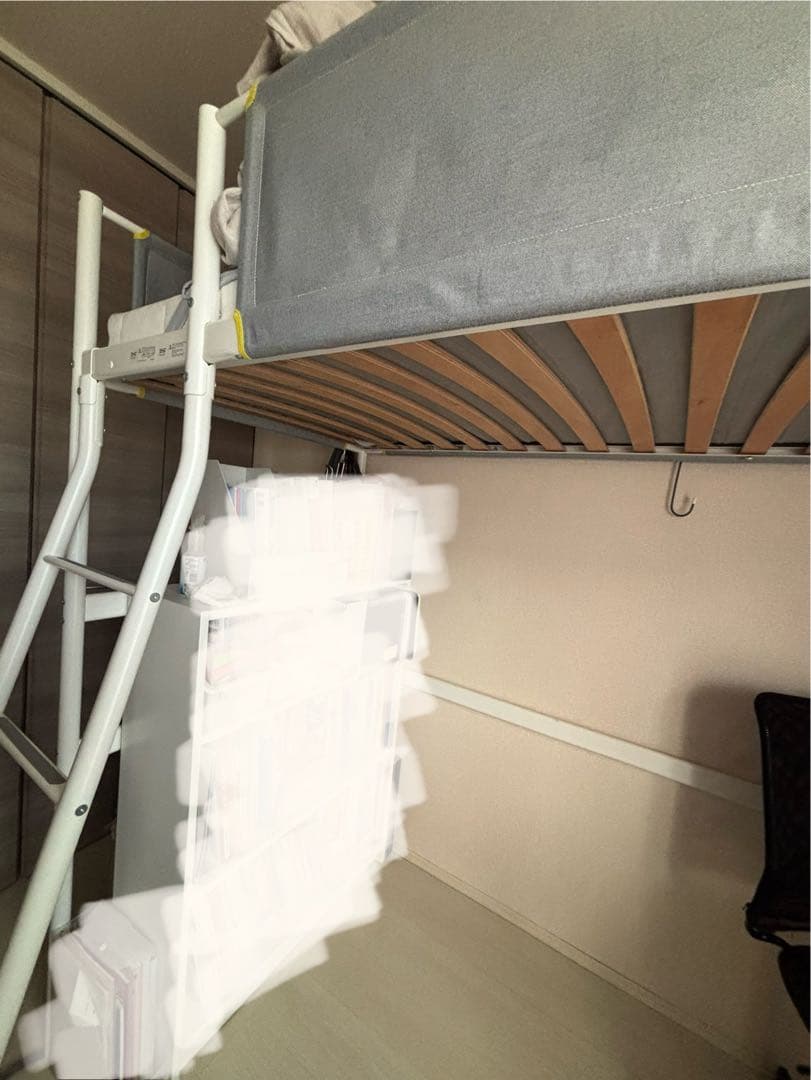 【送料込み】IKEA ロフトベッド・デスク付き　VITVAL