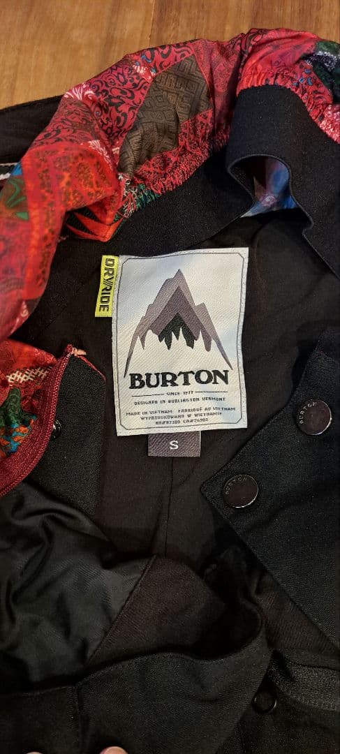 BURTON　スノーボードウェア上下セット★一度使用のみ★