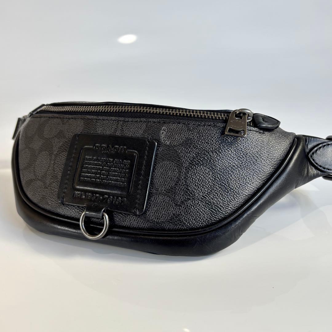 美品 COACH コーチ シグネチャー レザー ボディバッグ ウエストバッグ