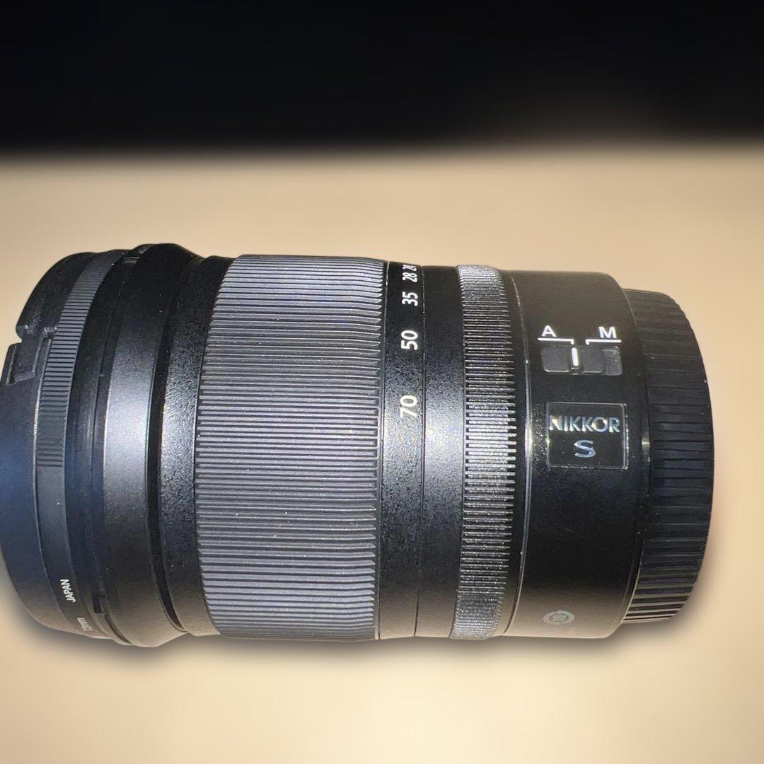 NIKKOR 24-70mm f/4.0ズームレンズ